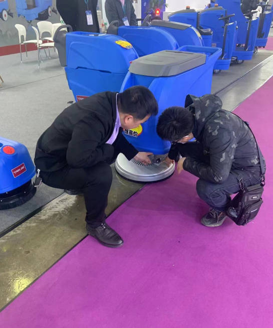 那曲小型电动洗地机是否适合用于环卫保洁