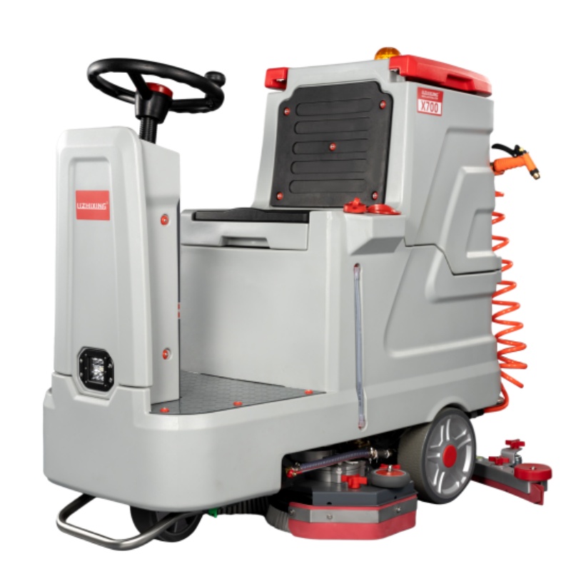 那曲坦洁全自动驾驶式洗地机X700